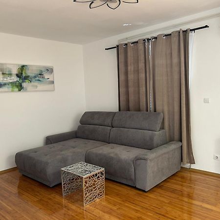 Apartamento Apartman L&A Biograd Na Moru Exterior foto