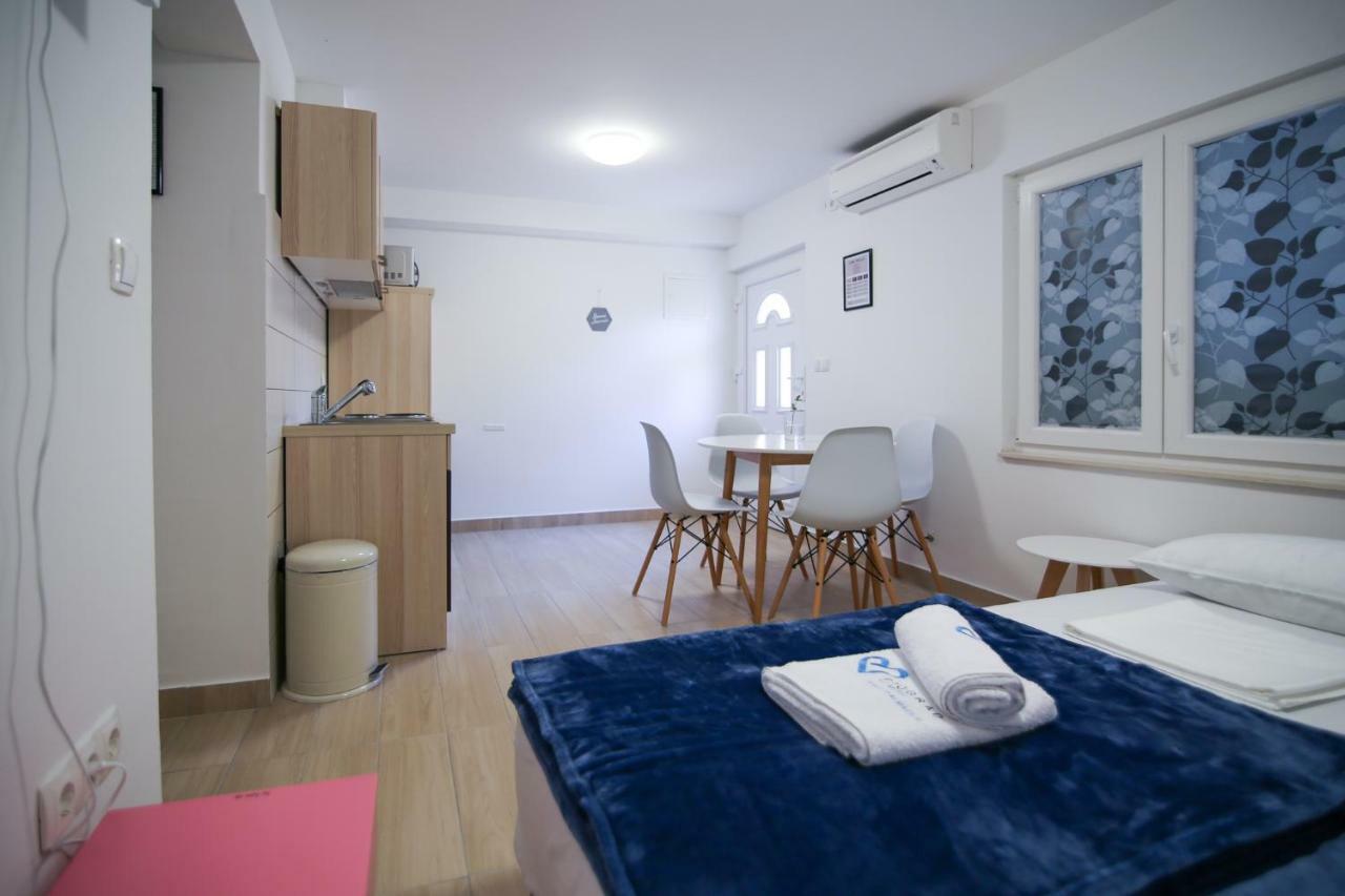 Apartamento Apartman L&A Biograd Na Moru Exterior foto