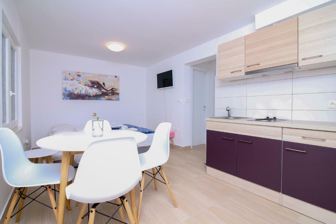 Apartamento Apartman L&A Biograd Na Moru Exterior foto